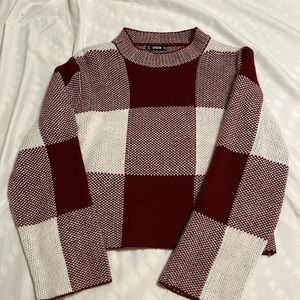 Squared mock neck crop sweater